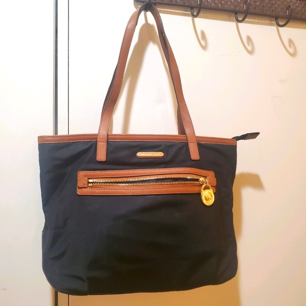 Michael Kors Kempton Tote